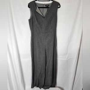 Grey plaid sleeveless jumpsuit Club Monaco in size 10 business casual career NWT